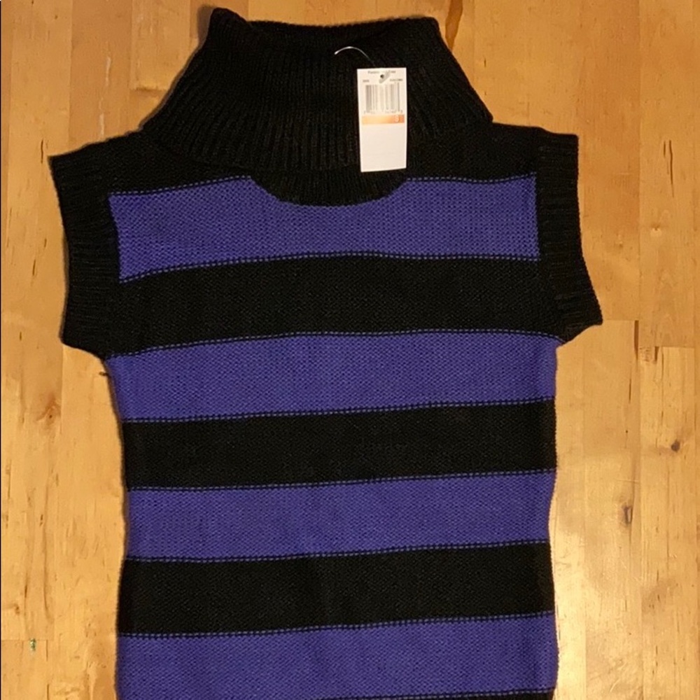 Girls’ Sleeveless Sweater